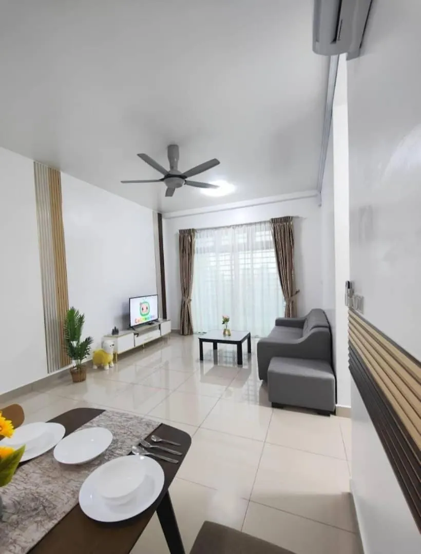 Johor Twin Galaxy Near Ciq Ksl Free Parking 10Pax Apartment Johor Bahru